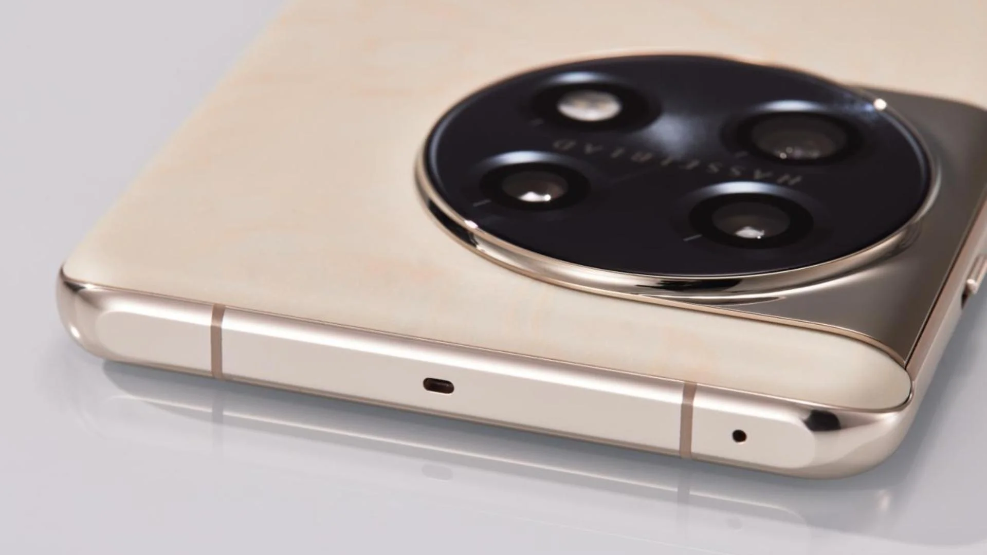 OnePlus 11 Jupiter Rock Limited Edition
